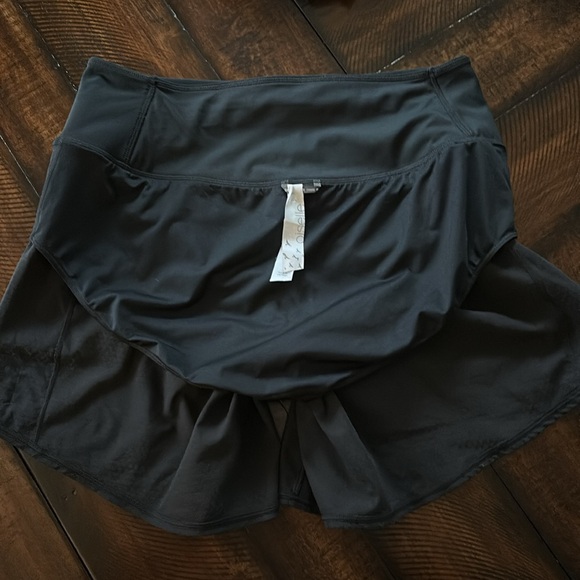 Oiselle High Rise Long Roga - size 8 in Black - Picture 5 of 6